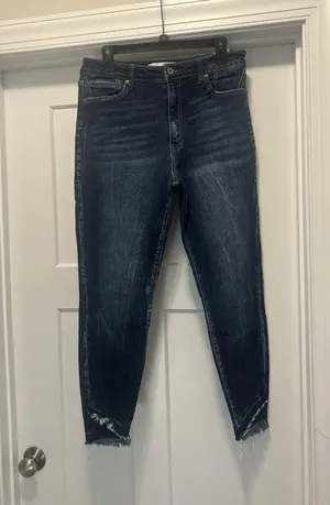 KanCan Mid Rise Tapered Leg Jeans Size 13/30 Dark Wash Stretch Denim Frayed Hem thumbnail 1