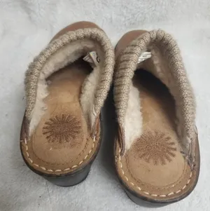 UGG Austraila Leather Wool Lined Clogs thumbnail 4