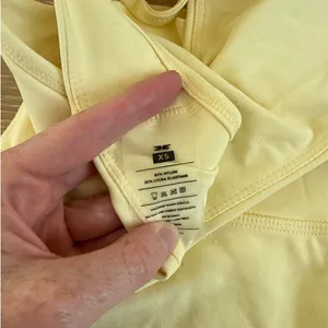 Elite Eleven Luna Flex Sports Bra & Mini Shorts Size XS Butter Yellow thumbnail 3