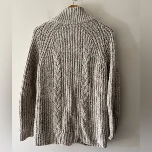 Abercrombie & Fitch Gray‎ Cable Knit Zip Up Sweater thumbnail 3
