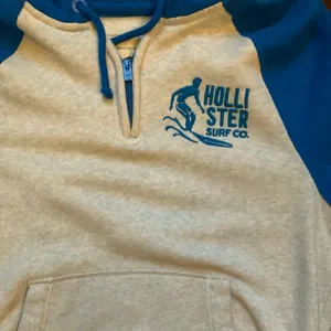 Hollister Blue and Cream Hoodie Size XL thumbnail 3