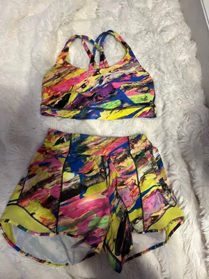Lululemon set thumbnail 1