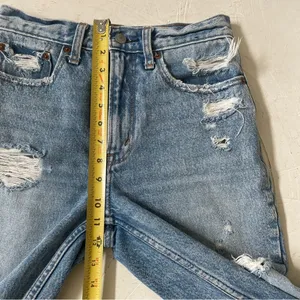 Abercrombie and Fitch Mom Jeans Ripped Distressed Jeans Size 25 thumbnail 5