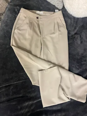Abercrombie Khaki Pants thumbnail 1