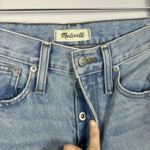 Madewell Classic Straight Jeans Size 25 Blue Distressed High Rise Rigid Denim thumbnail 7