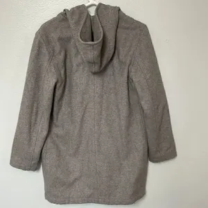 L.E.I. Wool zip up 3/4 length coat. Quilted interior. Size M. thumbnail 2