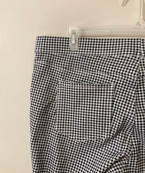 gingham Capris White Size 3X thumbnail 3