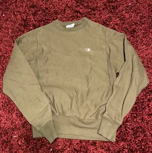 Green Crewneck thumbnail 1