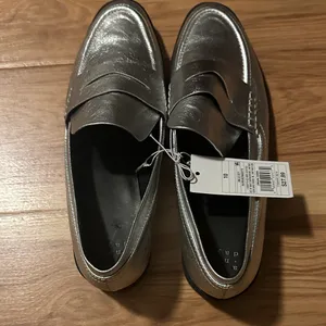 a new day Women's Silver Loafers thumbnail 2