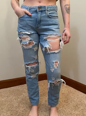 Forever 21 Distressed Jeans thumbnail 1