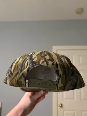 Delta Feather Hat Co. ‘Man’s Best Friend’ (Treestand) thumbnail 3