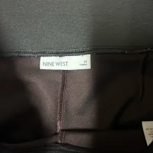 Nine West Midnight Grape Seamed Leggings size M thumbnail 3