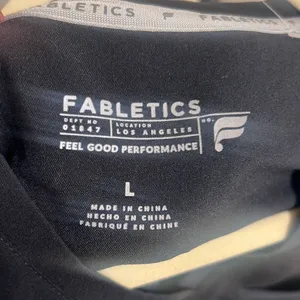 ✨Fabletics Women's Vital 1-Pocket Scrub Black Sz Large Top✨ thumbnail 6