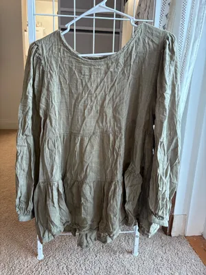 American Eagle Long Sleeve Top thumbnail 1