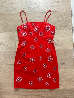 Dress thumbnail 1