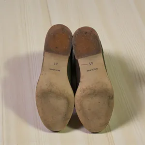 Topshop Suede Ankle Booties in Olive Gray thumbnail 8