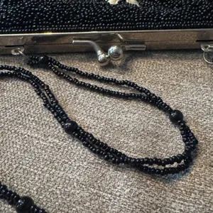 Y2K Style Black Beaded Floral Embroidered Kiss Lock Evening Bag Clutch Purse thumbnail 8
