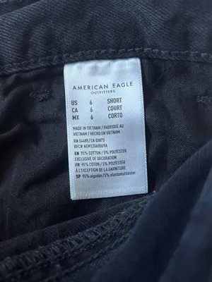 American Eagle Relaxed Mom Jeans Womens Size 6 Short Black Distressed High Rise thumbnail 3