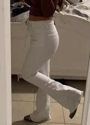 Shein White Lace-Up Flare High-Waisted Front Jeans thumbnail 4