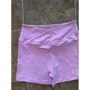 Darc Sport Wolves Forever IYKYK Wolves Pearl Shorts Pink Pearl Size Medium thumbnail 3