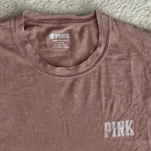 PINK Victoria's Secret Crest Logo Lounge Shirt Long Sleeve Medium Blush thumbnail 4