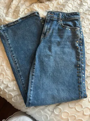 PINK Victoria's Secret studded jeans thumbnail 1