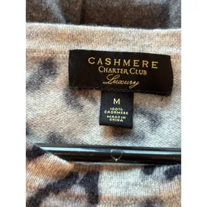Charter‎ Club Luxury Cashmere Grey Leopard Print Cold Shoulder Sweater Medium thumbnail 2