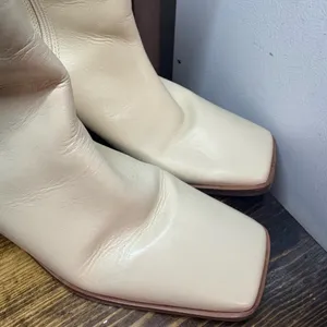 Anthropologie Off White‎ Heeled Squared Toe Boots Size 9 (40) thumbnail 4