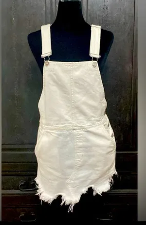 Free People Off white/ cream Crossback Skirtall - size medium (W2) thumbnail 1