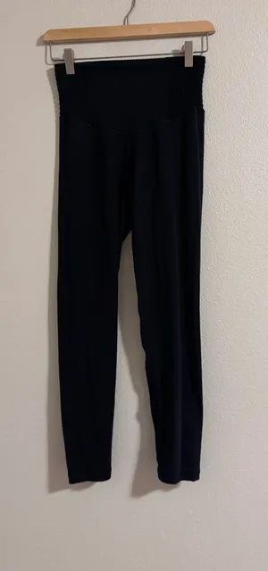 NWOT Aerie Black High-Rise Ribbed Leggings thumbnail 1