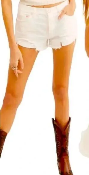 Free People White Denim Shorts Distressed Raw Hem C‎ Spring Size 27 thumbnail 1