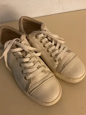 UGG Women's Low-Top Canvas Sneakers in Off-White and Beige size 6.5 thumbnail 2