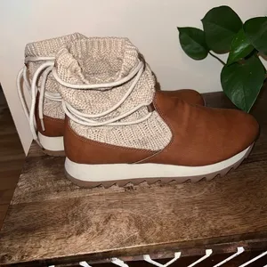 Merrell Alpine Pull On Knit Boot Womens 10.5 Tan Après Ski Cabincore Winter thumbnail 4