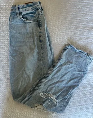 American Eagle Jeans thumbnail 1