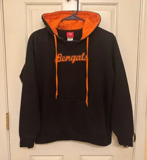 Cincinnati Bengals Woman’s NFL Black and Orange Stitched Logo Hoodie Sweatshirt thumbnail 1