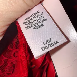 NWT Victoria’s Secret Red Satin Lace Teddy Bodysuit Red Large‎ thumbnail 8