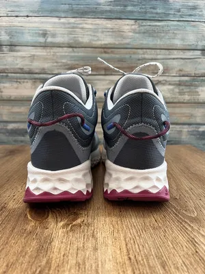 New Balance Fresh Foam Garoé Midcut in Steel Women’s Size 7 thumbnail 7