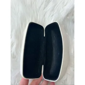 White Dolce Gabbana D&G Leather Hardshell Eyeglass Case 6.5" X 3 X 1.5" thumbnail 3