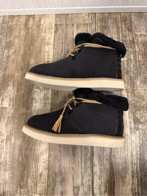 Sanuk Black Ankle Boot with Brown Laces and Trim Size 7 thumbnail 12