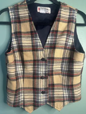 Vintage Browns of Bermuda Plaid Pure New Wool Vest US 12 Made England Old Money thumbnail 1
