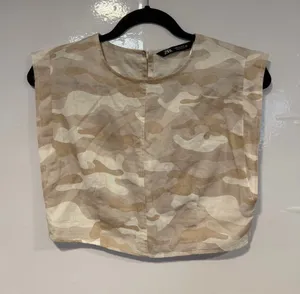 Zara Beige Camo Crop Top thumbnail 1
