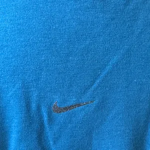 Nike Yoga Women's Teal-Blue Long Sleeve Crewneck Top Oversized Dri Fit Large thumbnail 5