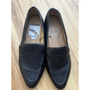 Aerosoles Easton Black Faux Leather Loafers Almond Toe Flats Wm 8.5W thumbnail 2