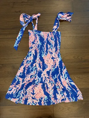 Lilly Pulitzer Women's Kailua Smocked Dress Size Small NWT - C67-051 thumbnail 1