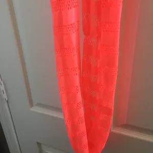 FINAL MARKDOWN Summery infinity scarf thumbnail 2