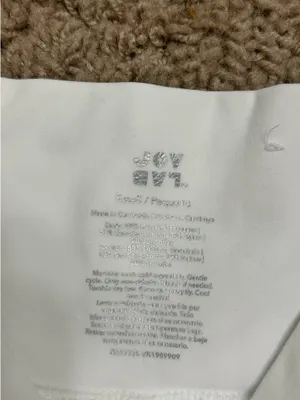 target white shorts  thumbnail 2