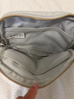 Lululemon Belt Bag Everywhere 1L Blue Powder gold thumbnail 3