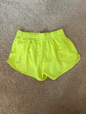 Lululemon Hotty Hot Shorts 2.5" thumbnail 2