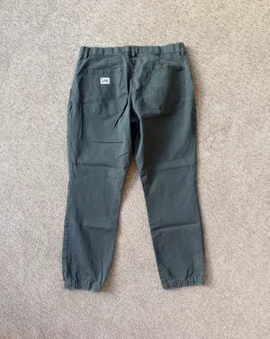 Lee Women's Dark Green Pants Tapered Leg Regular Fit Cotton Button Zip Size 14 thumbnail 2