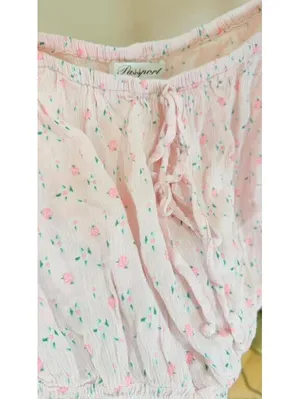 Size M brandy melville STYLE Pink Off-the-Shoulder Crop Top thumbnail 3